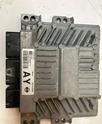 Nissan Qashqai Engine control unit/module 23710JD54D S180033104A