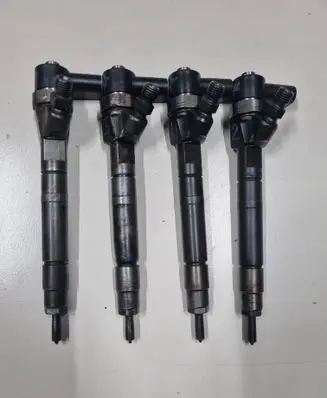 Chrysler PT Cruiser Fuel injector A6110701387 210502