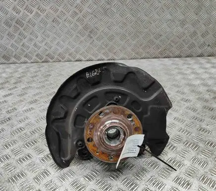 Volkswagen Golf VIII Front wheel hub 5Q0407255R
