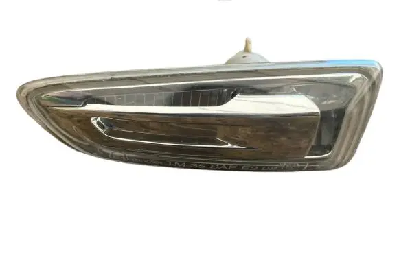 Opel Astra K Front fender indicator light 13491088