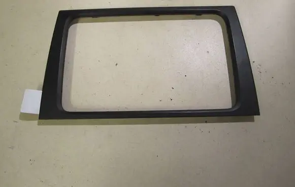 Volkswagen Golf VI Radio/GPS head unit trim 5K0858061E 5K0858063E