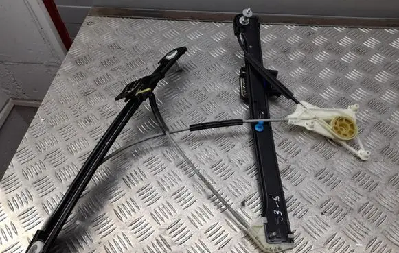 Audi A3 S3 8V Front window lifting mechanism without motor 8V4837462