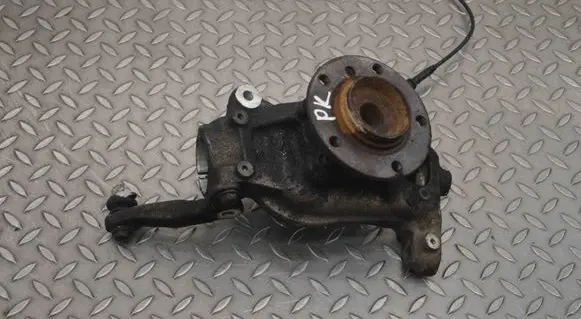 BMW 6 E63 E64 Front wheel hub 6762017