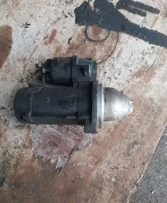 Mercedes-Benz C W203 Starter motor 8018850