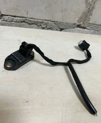 Mercedes-Benz E W211 Airbag deployment crash/impact sensor 0025426918