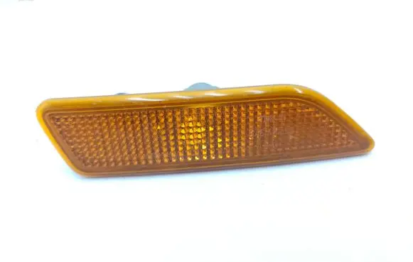 Mercedes-Benz CLS C219 Front fender indicator light A2198200421 160518