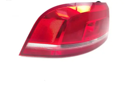 Volkswagen PASSAT B7 Rear/tail lights 3AF945095C 605001LI