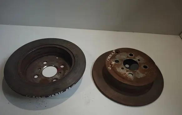 Toyota Corolla E120 E130 Front brake disc