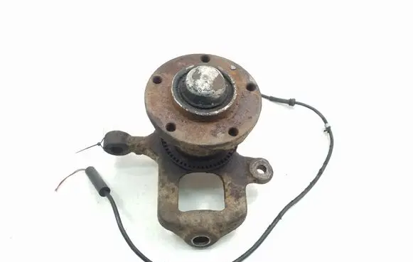 Mercedes-Benz Sprinter W901 W902 W903 W904 Front wheel hub