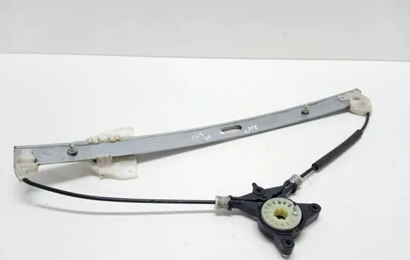 Mazda CX-7 Front window lifting mechanism without motor