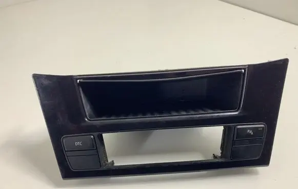 BMW 5 E60 E61 Parking (PDC) sensor switch 9137917 9137882