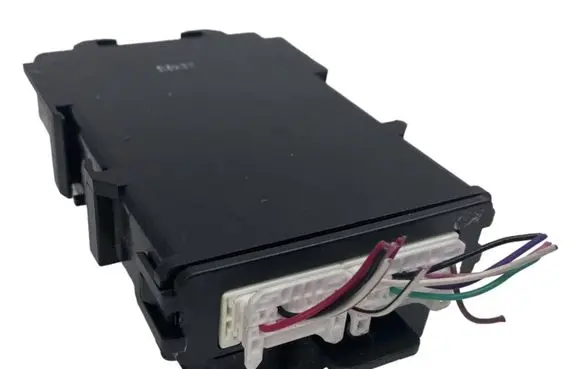 Toyota Avensis T270 Alarm control unit/module PZ4640013063 4M5418T0C