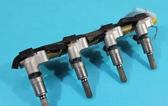 Fuel injector