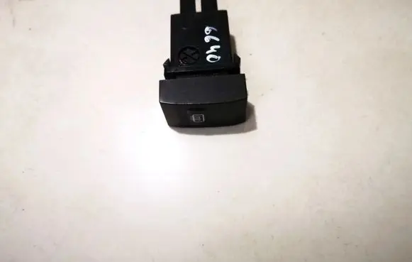 KIA Sorento Windscreen/window heater switch 864w03000