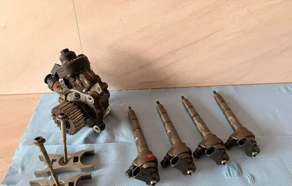 Volkswagen Golf VII Fuel injection system set 04L130277G 04L130755D