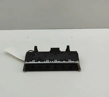 Audi E-tron GT Hazard light switch 4J3925301