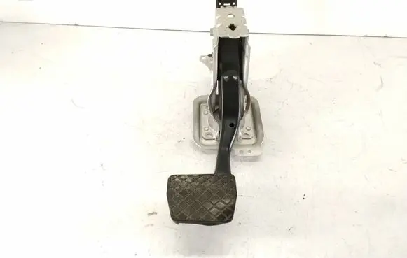 Volkswagen PASSAT B6 Brake pedal 1K1723057AD 96675001356