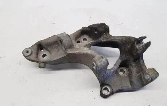 Citroen C5 Engine mounting bracket 9658199180