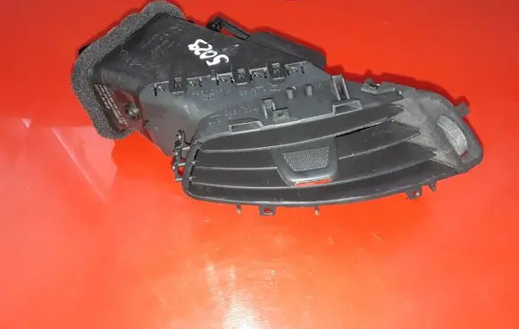 Opel Zafira C Dash center air vent grill 13427381 364710583