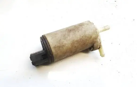 Volvo S70 V70 V70 XC Windscreen/windshield washer pump