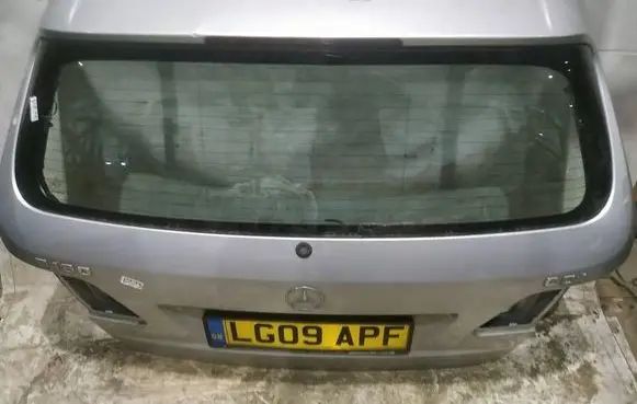 Mercedes-Benz B W245 Tailgate/trunk/boot lid PILKAS