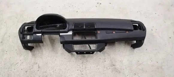 BMW X5 E53 Dashboard 824428910 53f0516