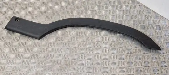 Renault Master II Rear arch trim 7701692572