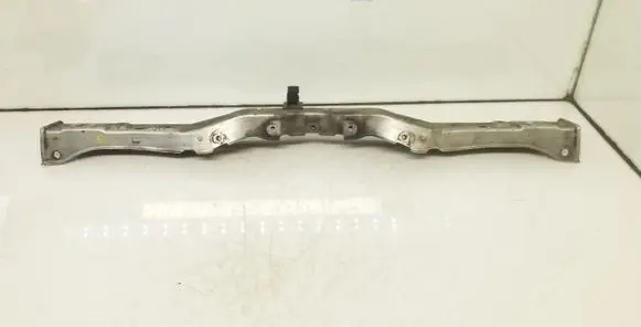 Toyota Avensis T250 Top upper radiator support slam panel
