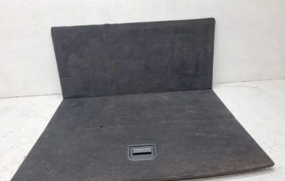 Trunk/boot floor carpet liner