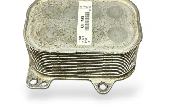 Skoda Yeti (5L) Oil filter mounting bracket 03N117021