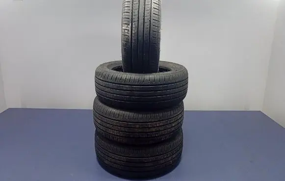 Seat Toledo II (1M) R17 summer tire 6959753231367