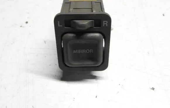 Honda CR-V Wing mirror switch 1834981