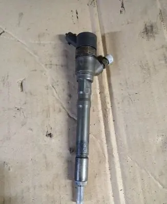 KIA Sportage Fuel injector 0445110126