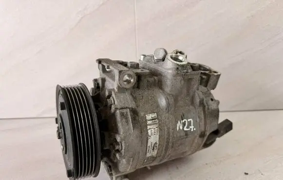 Volkswagen PASSAT B7 Air conditioning (A/C) compressor (pump)