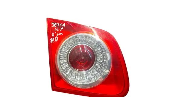 Volkswagen Jetta V Tailgate rear/tail lights 1K5945093 983151