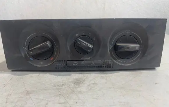 Skoda Fabia Mk1 (6Y) Climate control unit 6Q0819445
