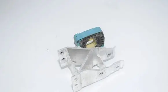 BMW 5 G30 G31 G38 Radiator support slam panel bracket 7357216 51117357216
