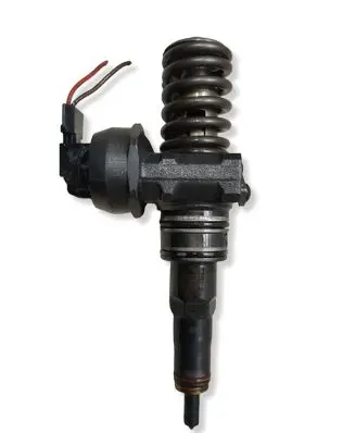 Volkswagen Touareg I Fuel injector 0414720210