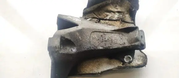 Audi A4 S4 B6 8E 8H Engine mounting bracket 8E0199308A