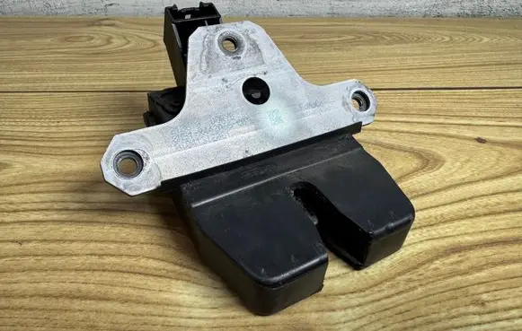 Ford S-MAX Tailgate/trunk/boot lock/catch/latch 8M51R442A66CB