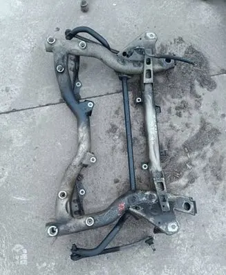 Mercedes-Benz E W212 Front subframe