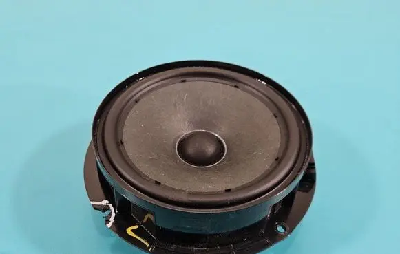 Seat Arona Front door speaker 6C0035710 IMPRK1473387