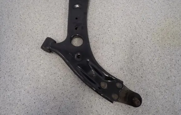 KIA Ceed Front upper control arm/wishbone 