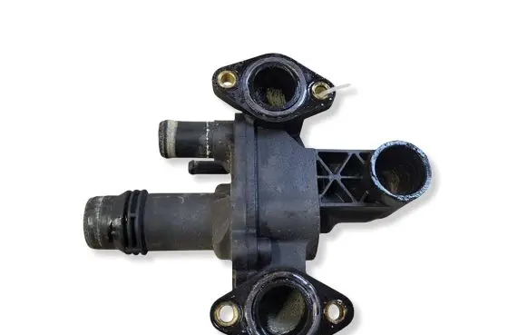 Land Rover Range Rover Sport L320 Thermostat/thermostat housing 4H2Q8592BF