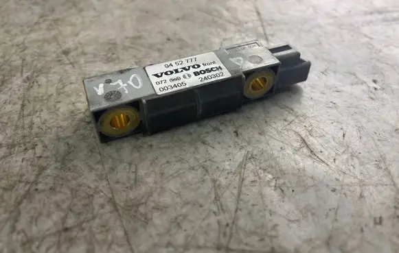 Volvo V70 Airbag deployment crash/impact sensor 9452777 003405 240302