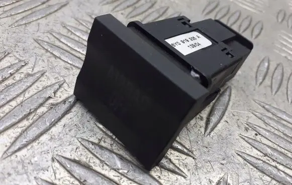 Skoda Fabia Mk1 (6Y) Passenger airbag on/off switch 6Y0919235A
