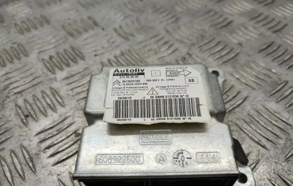Citroen C4 Grand Picasso Airbag control unit/module 9673625180
