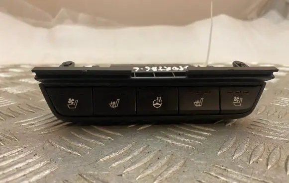KIA Sportage Seat heating switch 93300D9061WK
