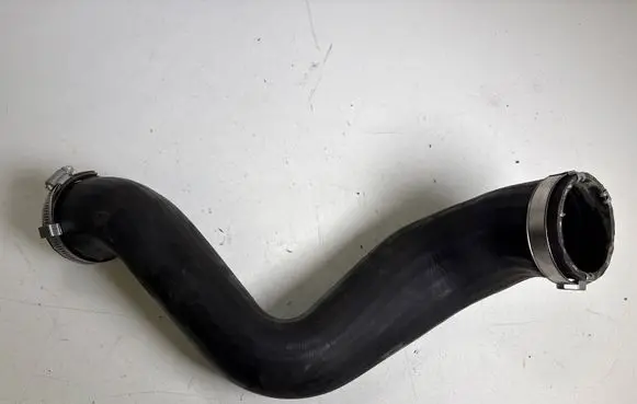 Ford Mustang VI Intercooler hose/pipe FR3C6F073AB