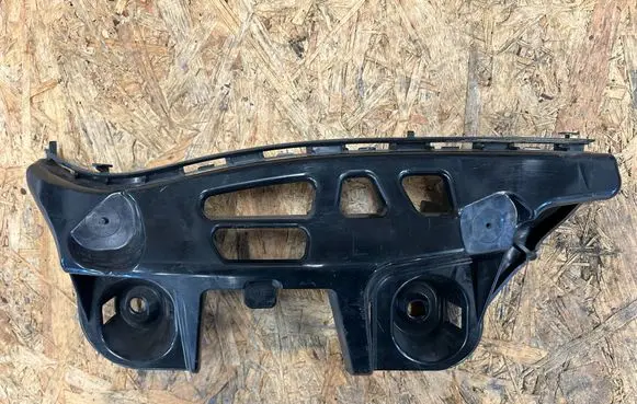 Mercedes-Benz CLA C117 X117 W117 Rear bumper mounting bracket A1178850765